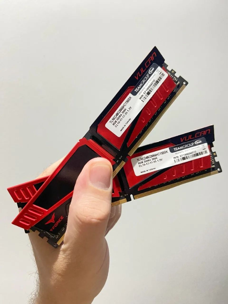 Memória Ram 16GB DDR4 2666MHz 1.2V CL 15 TeamGroup T-Force Vulcan Vermelha ( 2 x 8GB ) - Foto 3