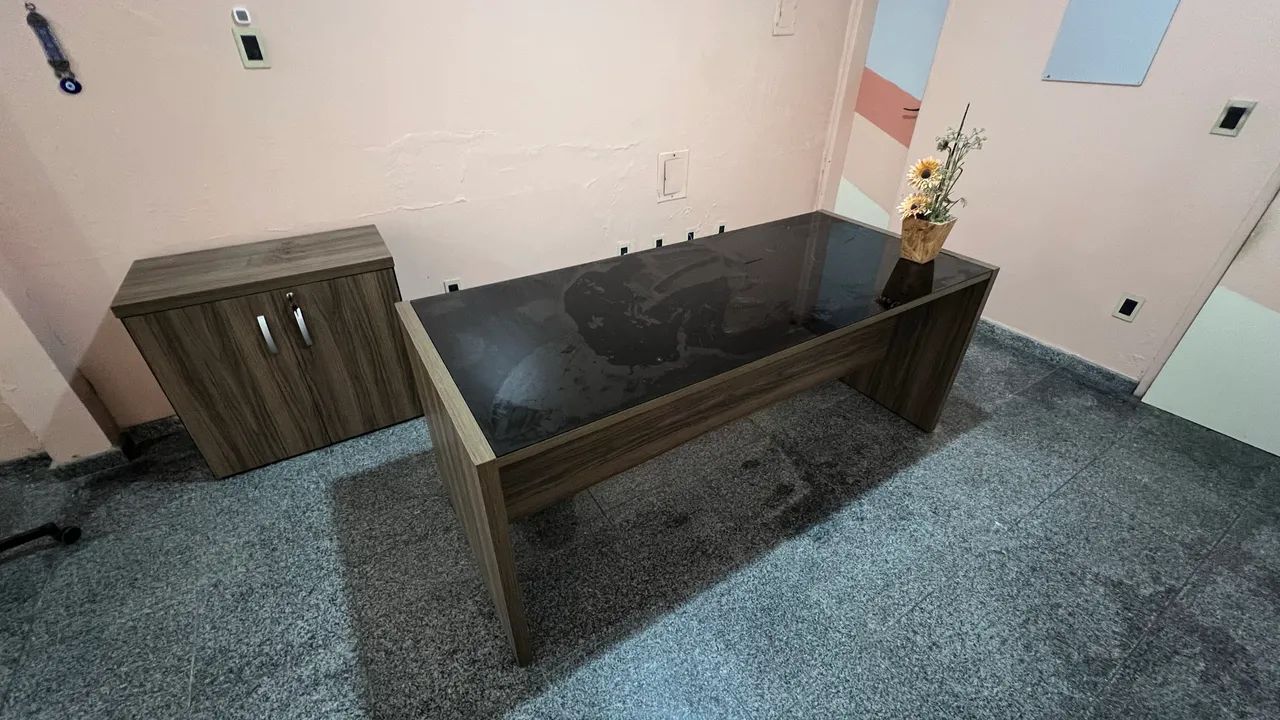 Mesa consultório