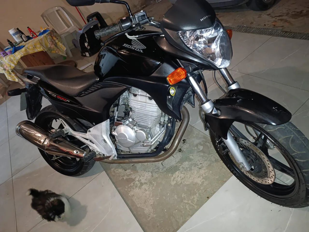 Cb300 , ótimo Estado funcionando perfeitamente, bateria nova.  - Foto 2