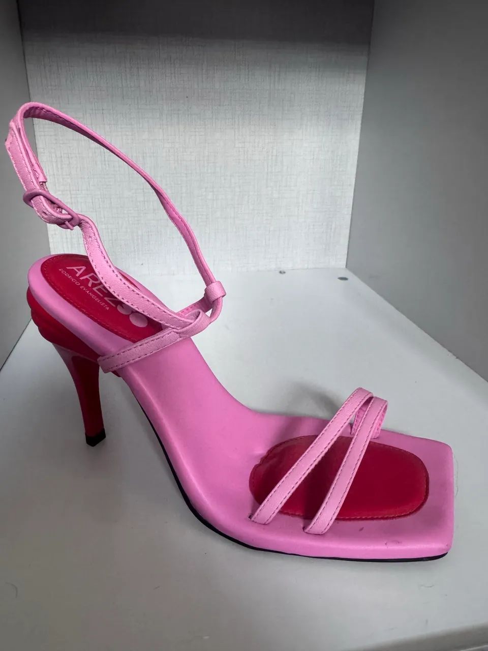 Sandália Arezzo Rosa - Foto 2