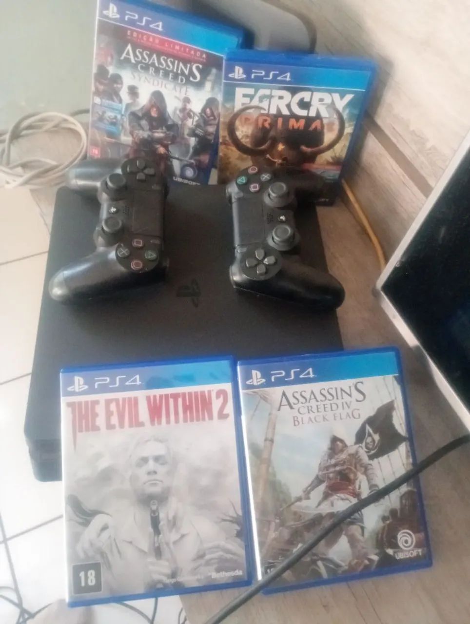 PS4 FUNCIONANDO NORMAL 1300