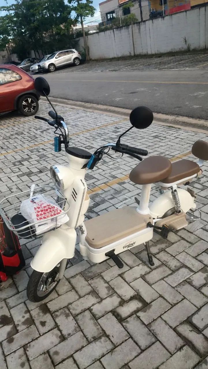 Scooter elétrica 