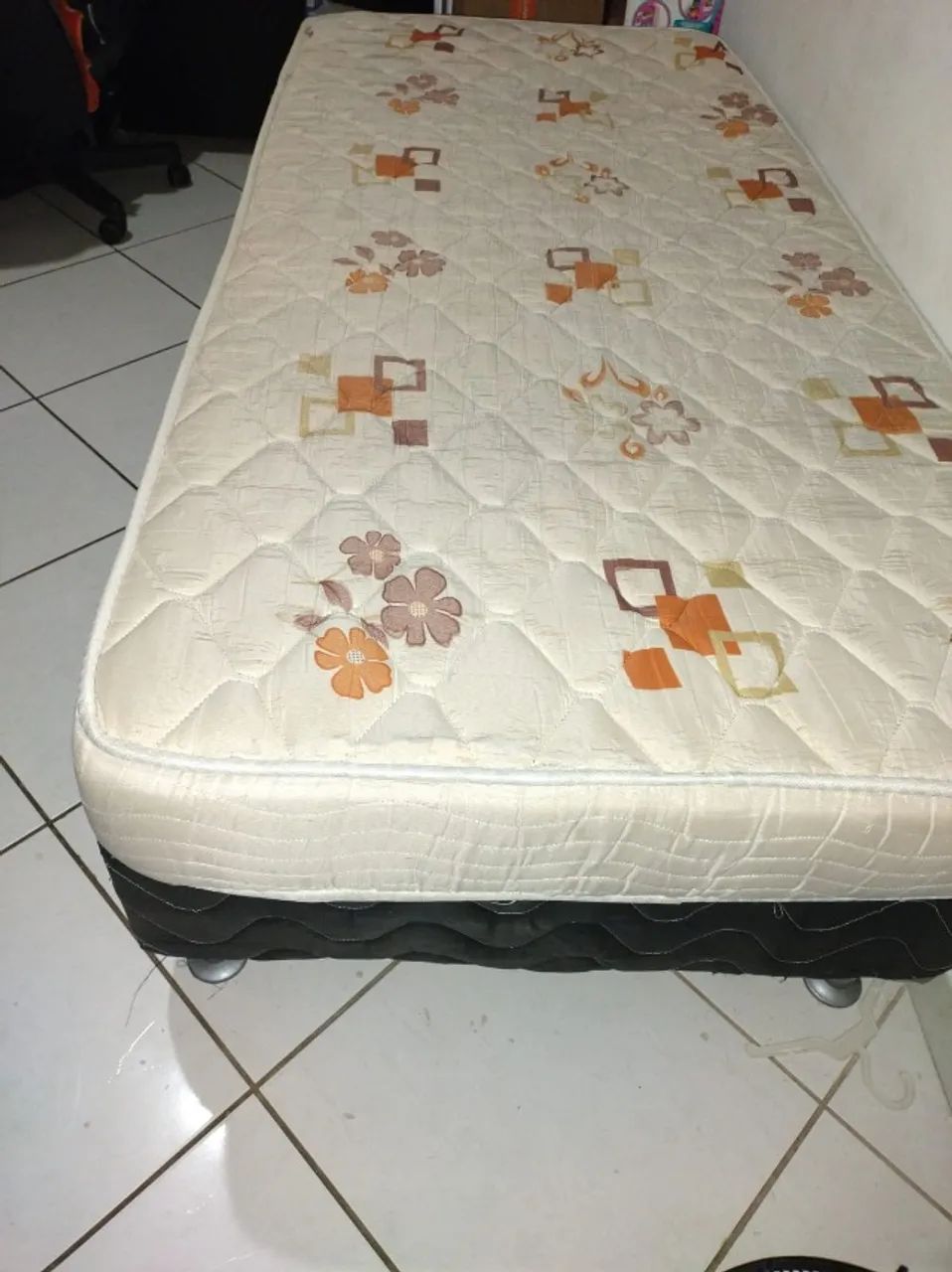 CAMA BOX SOLTEIRO E CADEIRA GAMER - Foto 2
