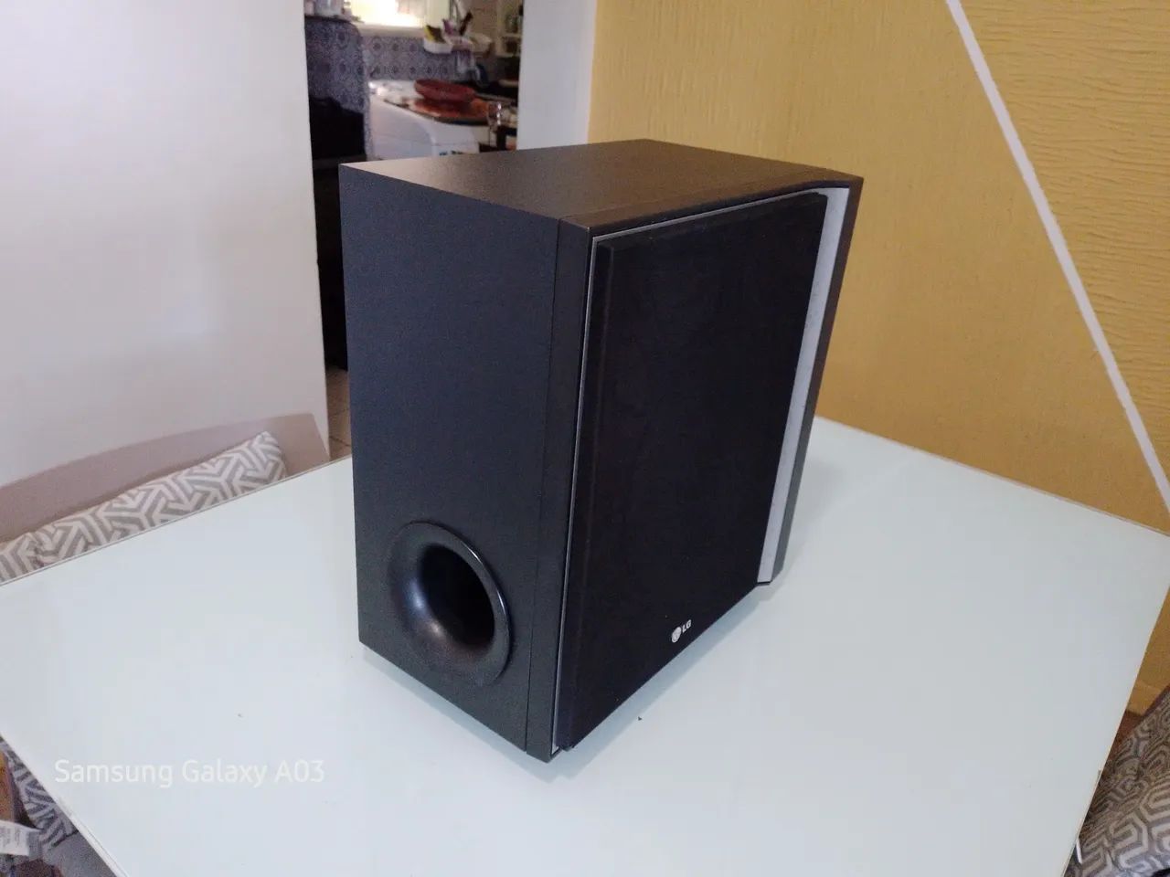 Subwoofer passivo da LG 