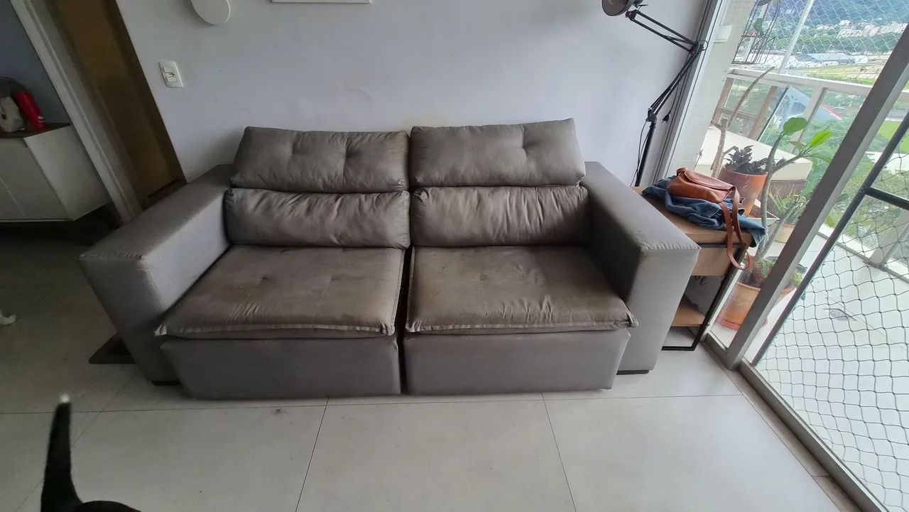 Sofá retrátil ABRACASA totalmente reestofado - Foto 5
