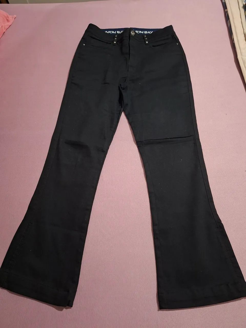 Calça preta 44 semi nova