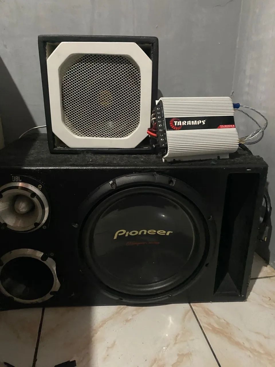 Caixa trio