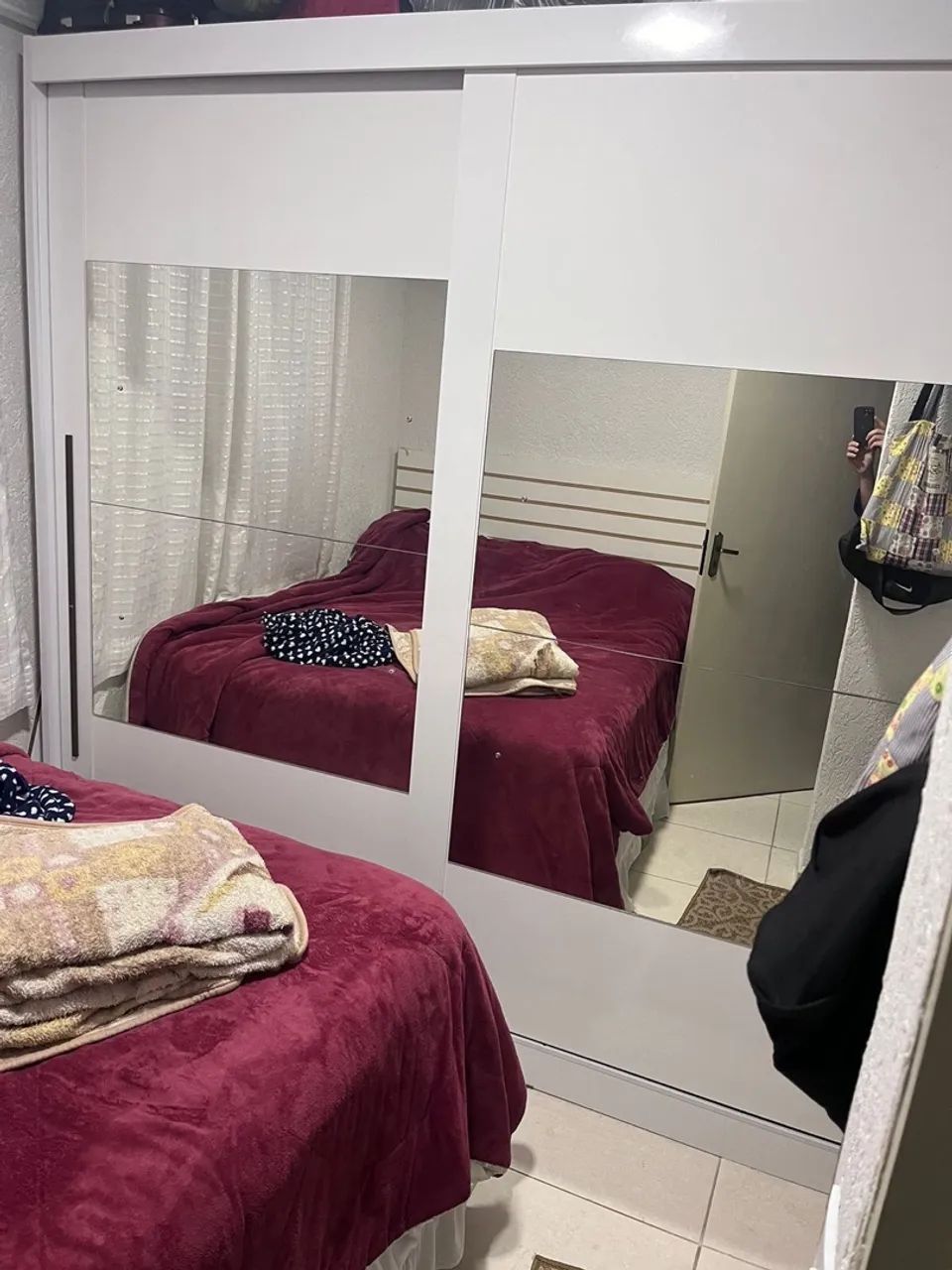 Guarda roupa com espelho  - Foto 3