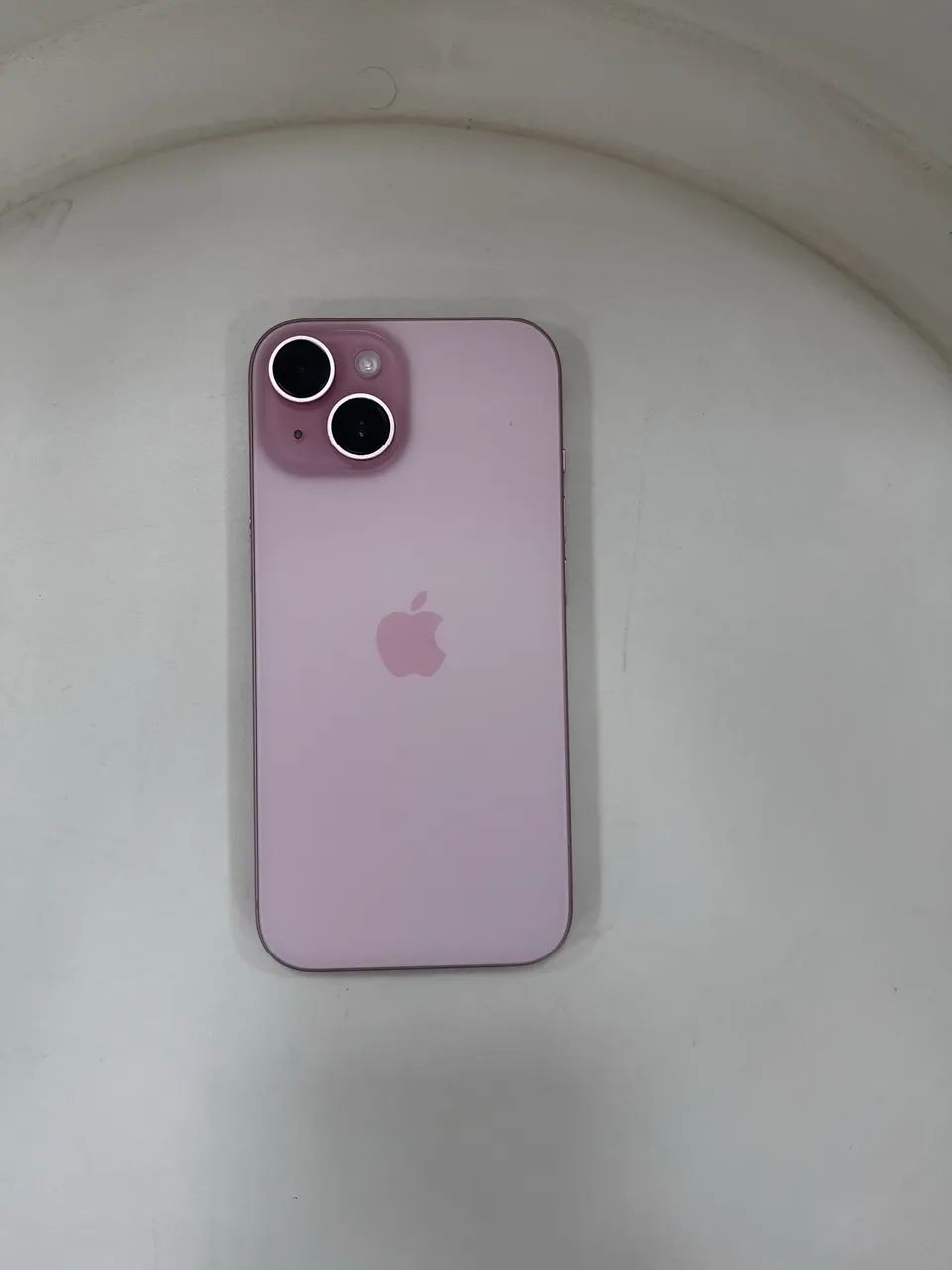 iPhone 15 Rosa usado 256GB