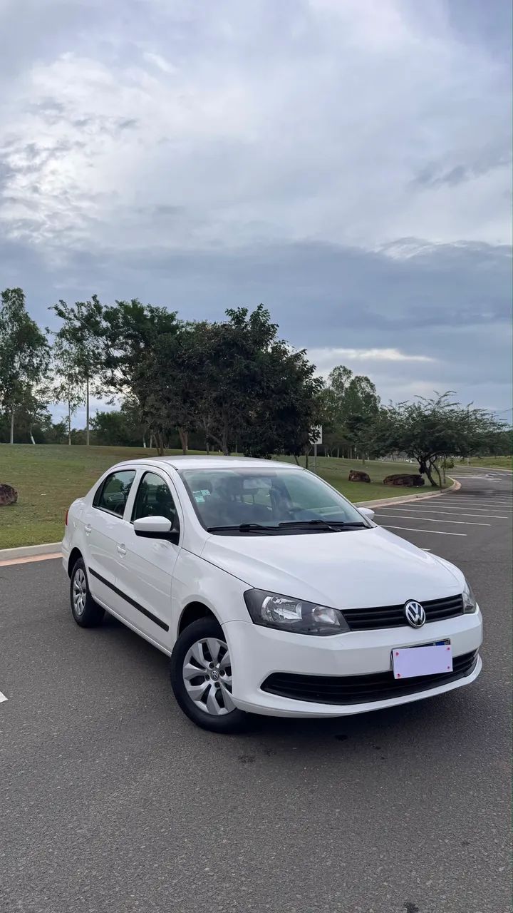 Volkswagen Voyage VOYAGE Trendline 1.0 T.Flex 8V 4p 2015