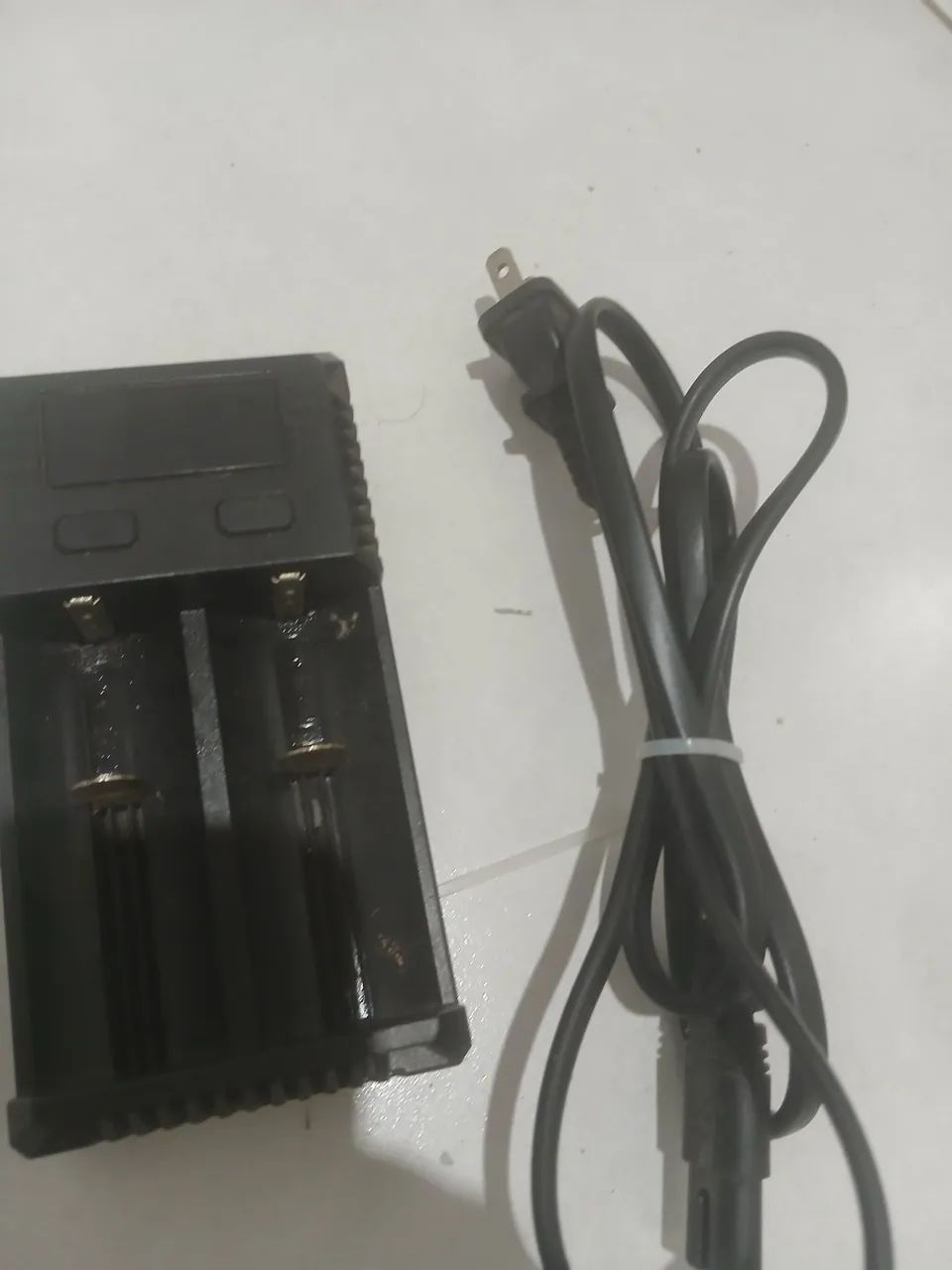 Carregador de bateria/pilha