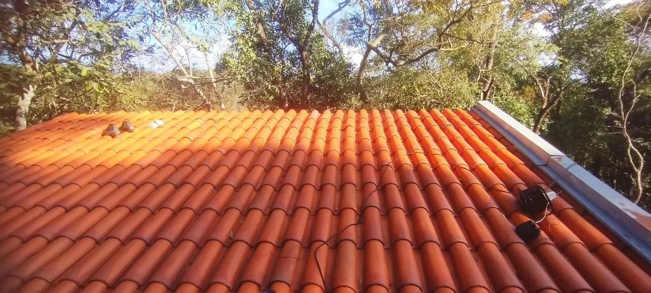 Revitalização e limpeza de telhados  - Foto 4