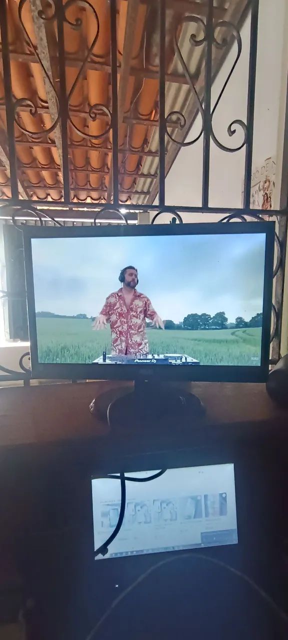 Monitor Aoc