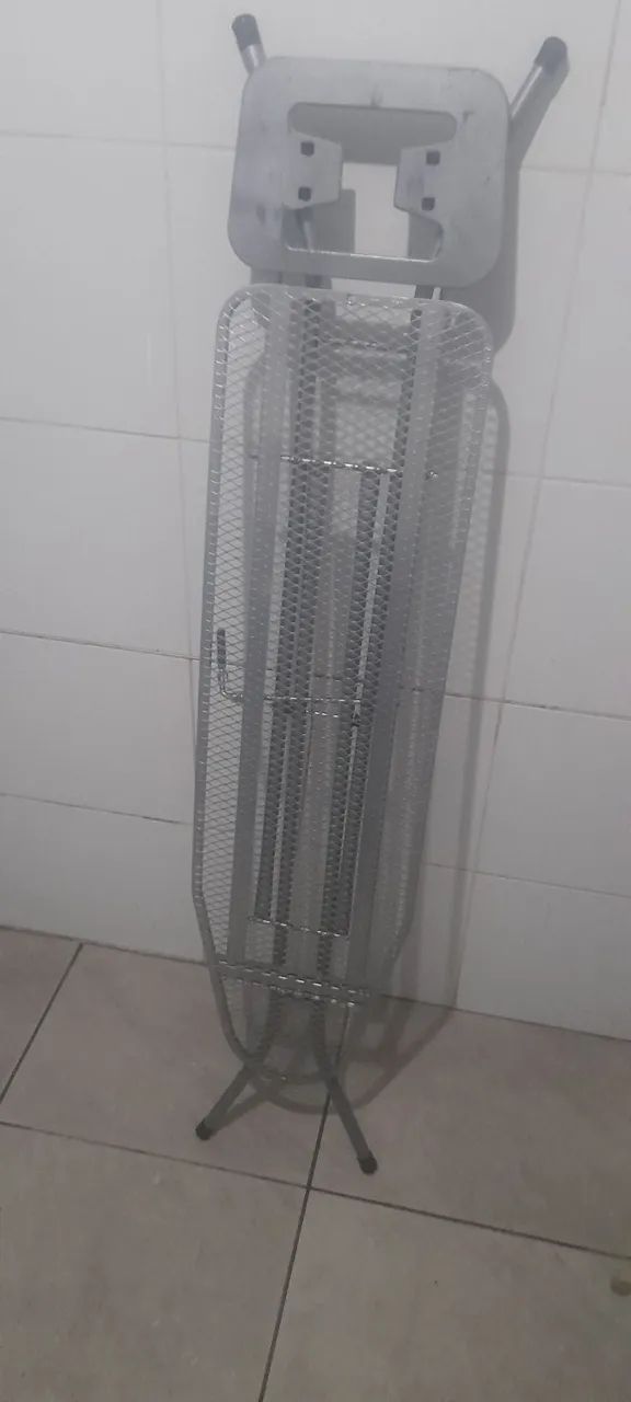 Mesa inox passar roupa - Foto 2