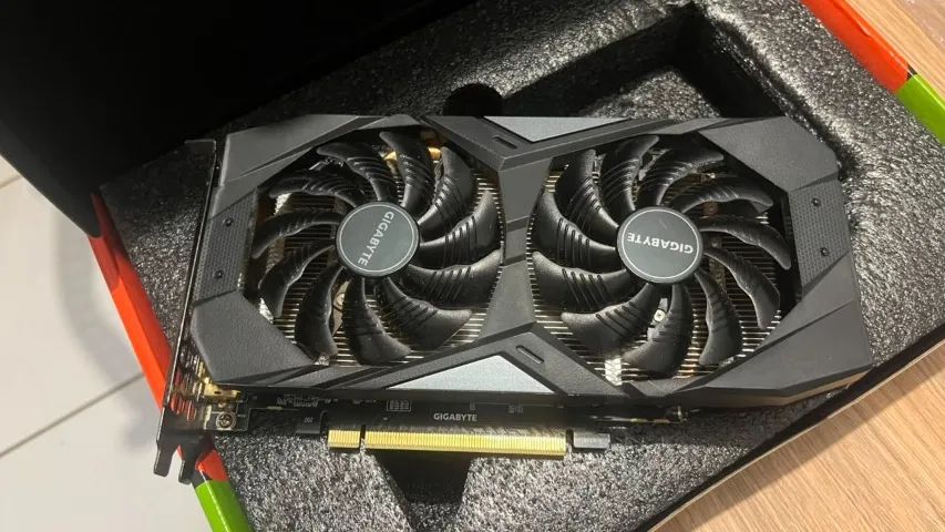 RTX 2060 6GB - usada com caixa - Foto 2