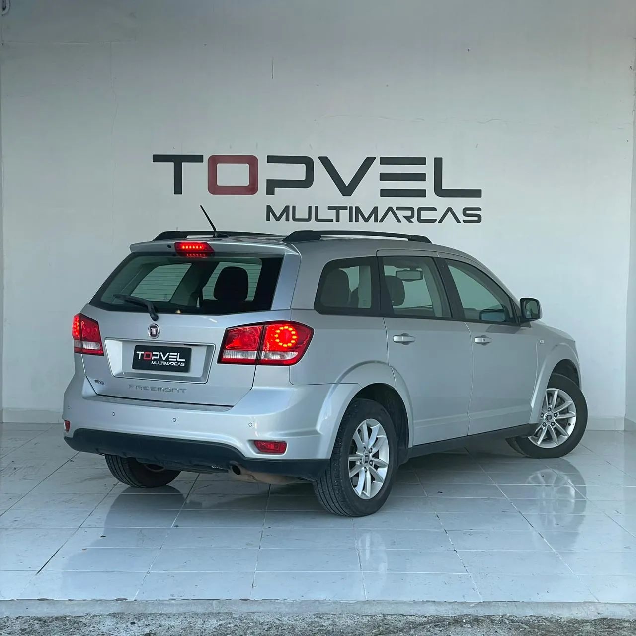 Fiat Freemont 2.4 16V 5P Aut. 2014 - Foto 4