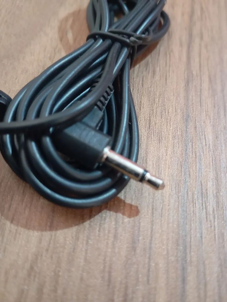 Microfone de lapela com conector P2 3,5mm. - Foto 3