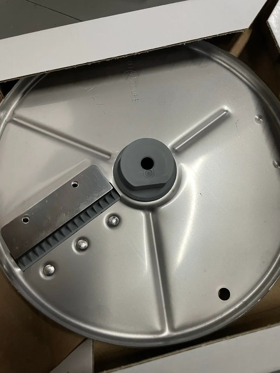 Robot coupe R301 ultra dois em um cutter e processador - Foto 4