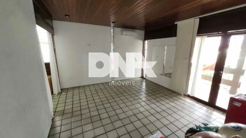 Casa de rua : Térrea / Residencial / Jardim Oceania - Foto 4