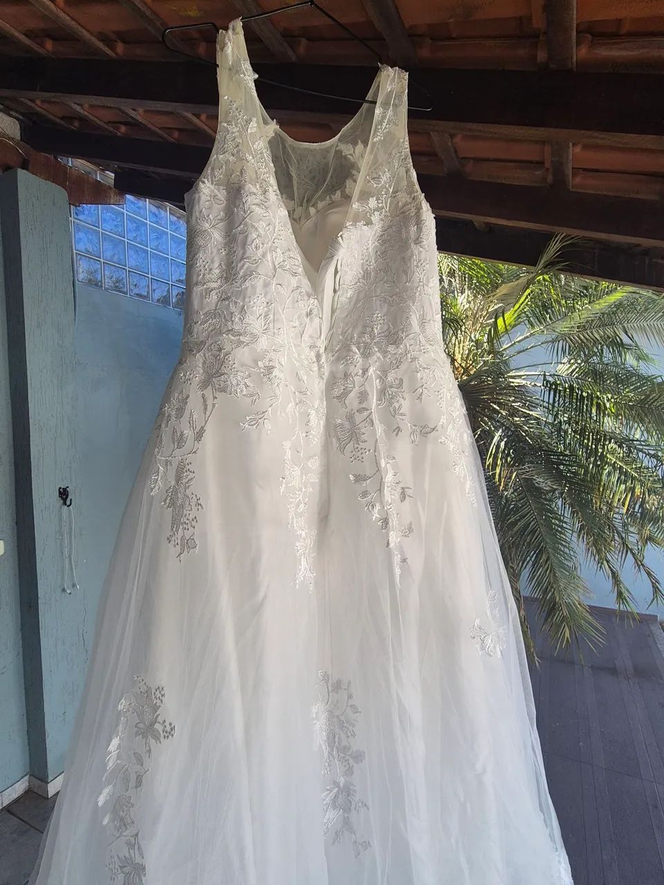 VESTIDO DE NOIVA (NUNCA USADO) - Foto 3
