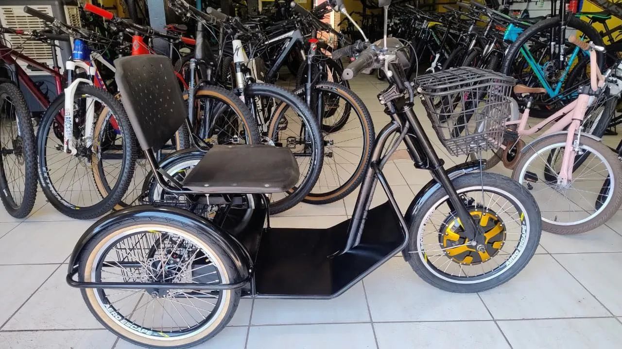 Triciclo elétrico 