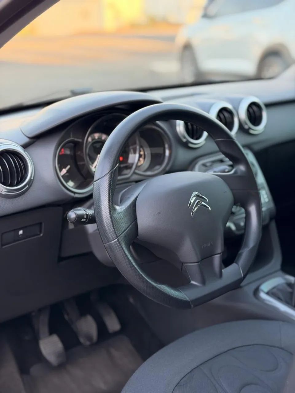 Citroen C3 Tendance 1.5 Flex 8V 5P Mec. 2014 - Foto 5