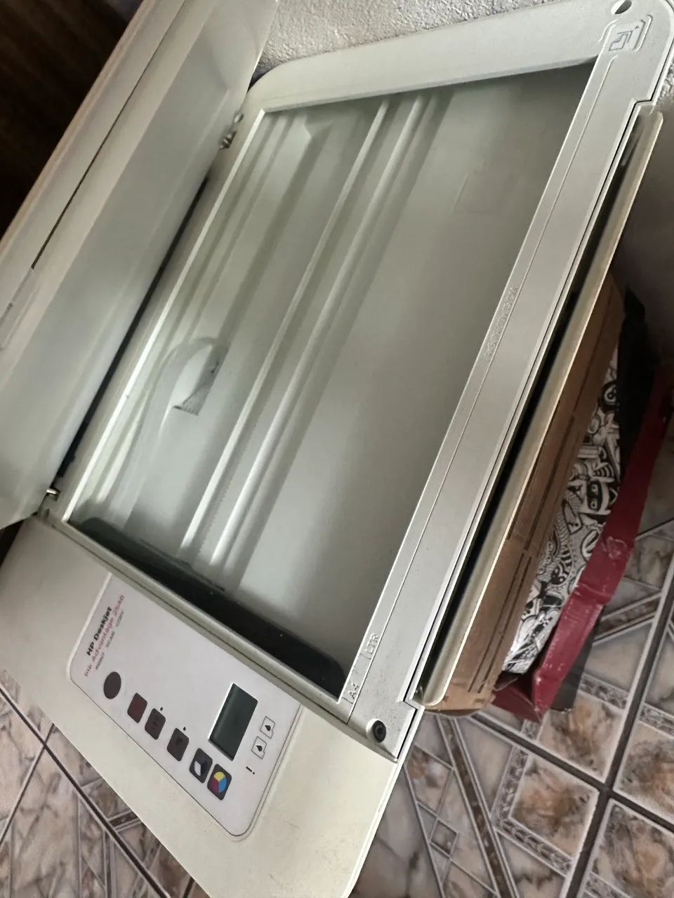 HP Deskjet Ink Advantage 2546  - Foto 2