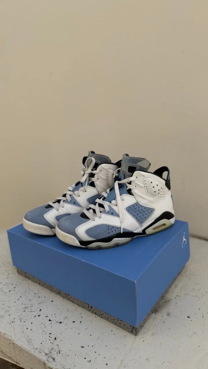 Jordan 6 University Blue 2022 Original | Tam. (40)