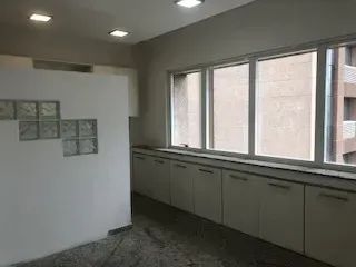 Consultório para aluguel com 30 m2 com recepção em prédio comercial - Liberdade - São Paul - Foto 2