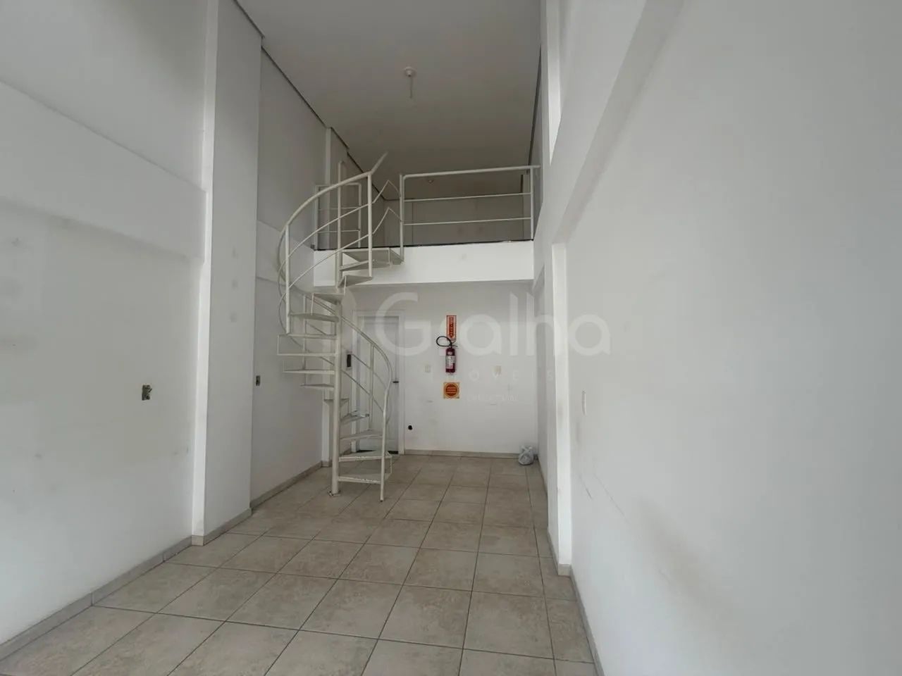 Loja Comercial de 32,12m² com mesanino em Jurerê - Foto 4