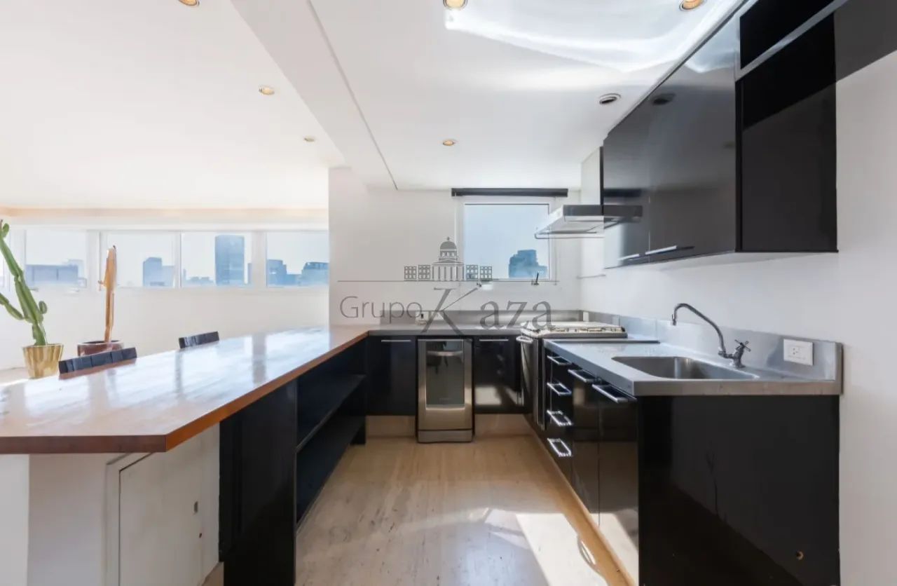 Oportunidade - Cobertura Triplex - 3 Dormitórios - Vila Nova Conceição - 180m². - Foto 5