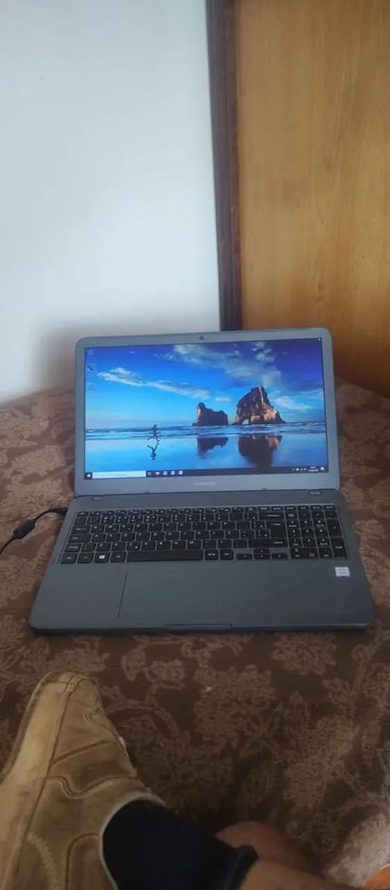 Notebook Samsung para estudos e trabalho