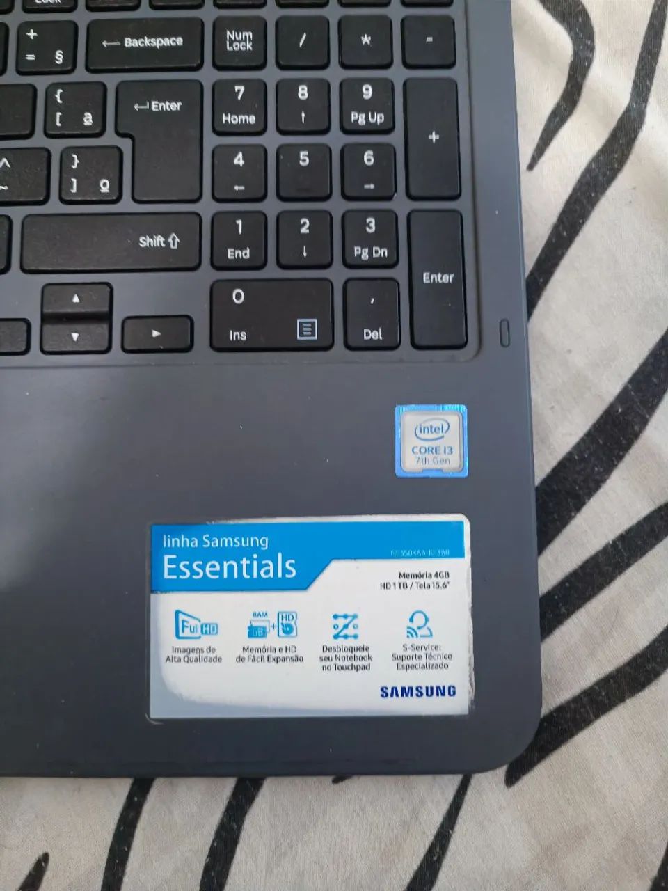 Notebook Samsung Essentials E30 | Intel Core i3 7ª Gen | Tela 15.6" Full HD | HD 1TB - Foto 3