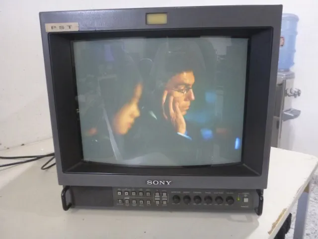 sony pvm