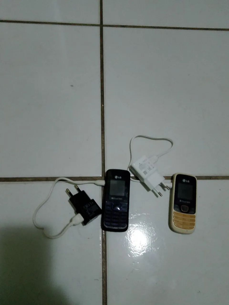 LG usado (2 CELULARES)