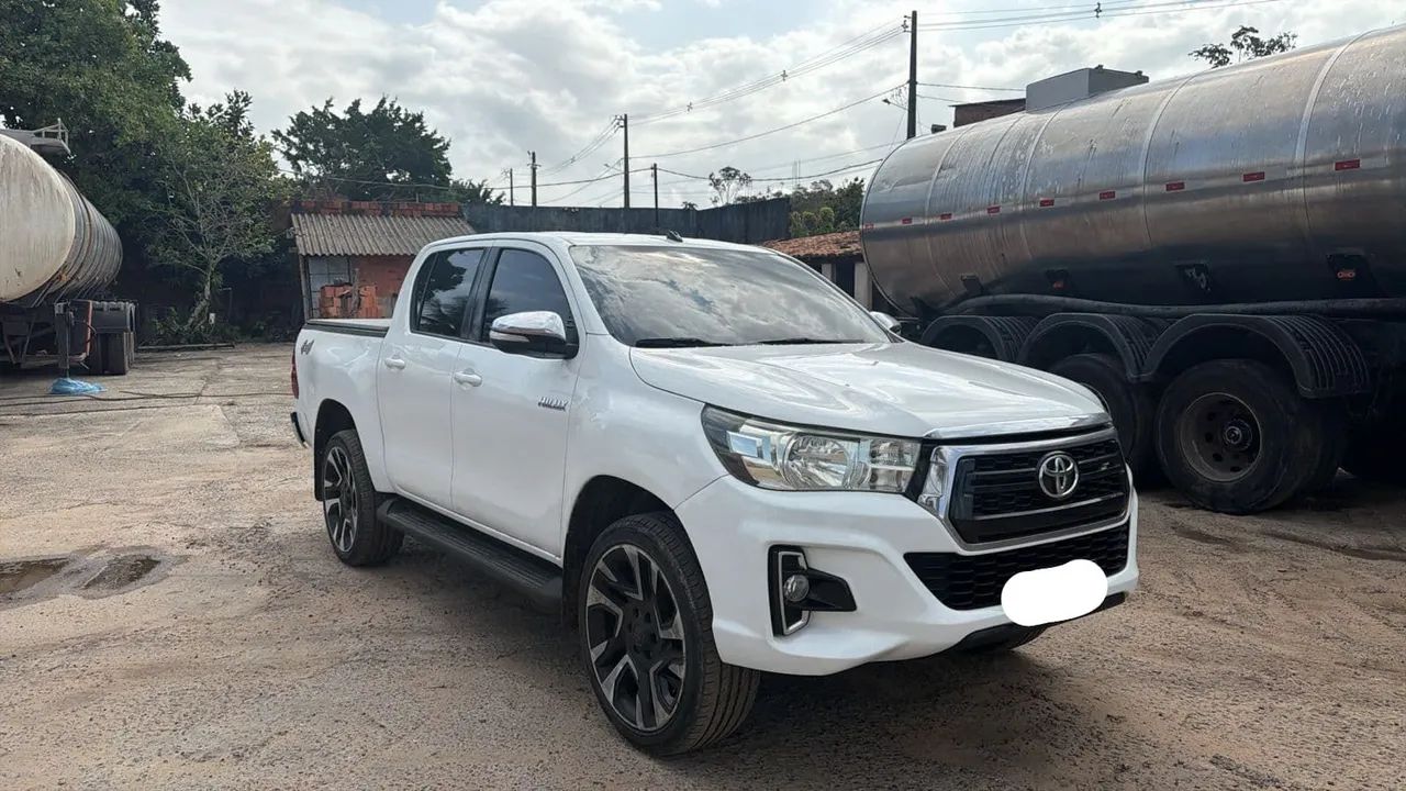 Toyota Hilux Hilux CD SRV 4x4 2.8 TDI Diesel Aut. 2016