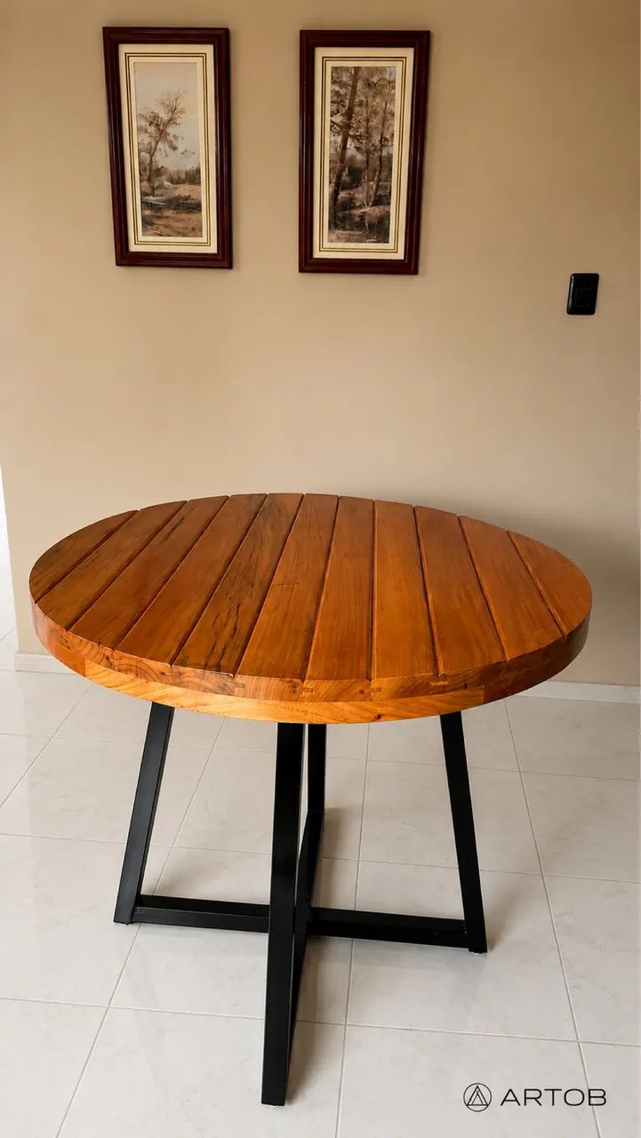 Mesa redonda de 4 lugares