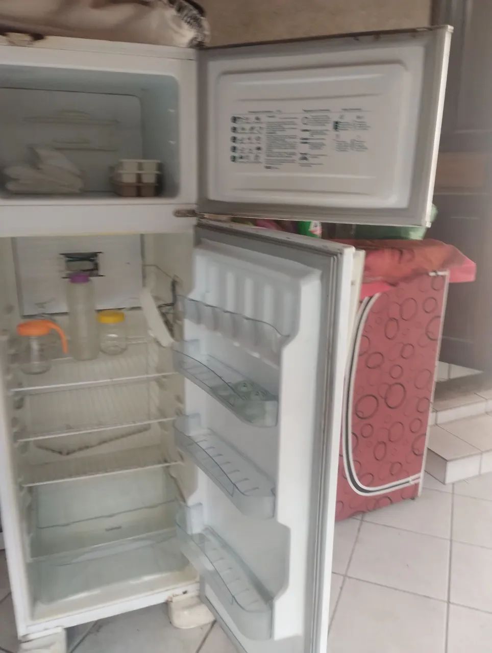 Geladeira Itatiaia (COM DEFEITO) - Foto 2