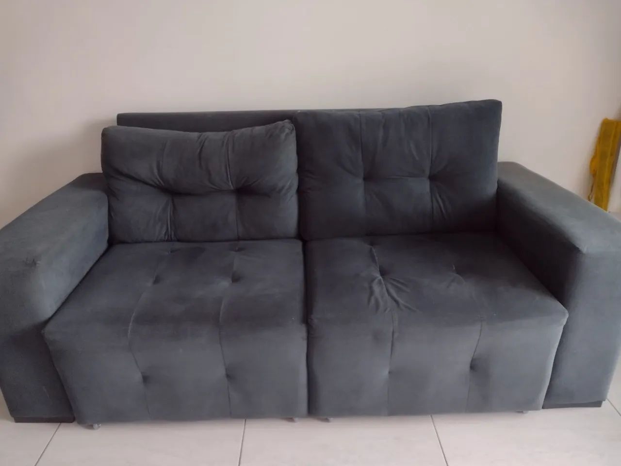 Sofá 2 lugares 