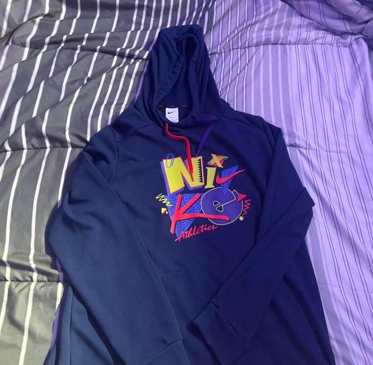 Moletom Nike Athletics azul