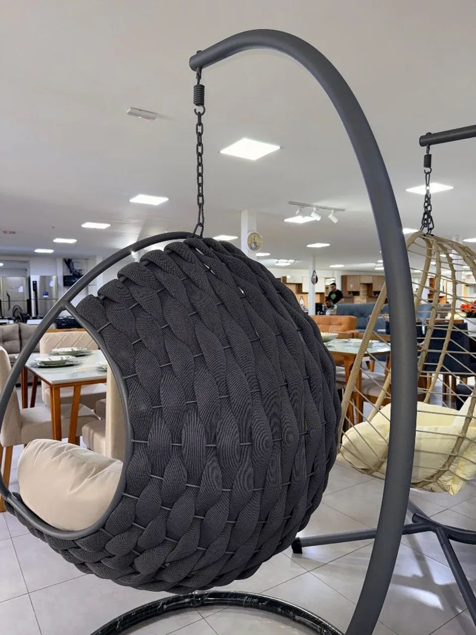 Vendo cadeiras Ninho Cinza Suspensas novas de fábrica  - Foto 3