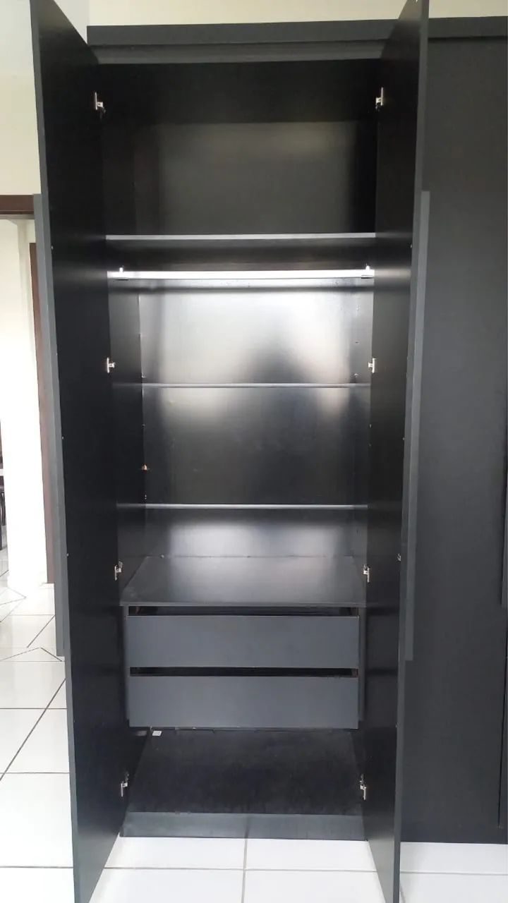 Guarda Roupa Preto - Foto 2