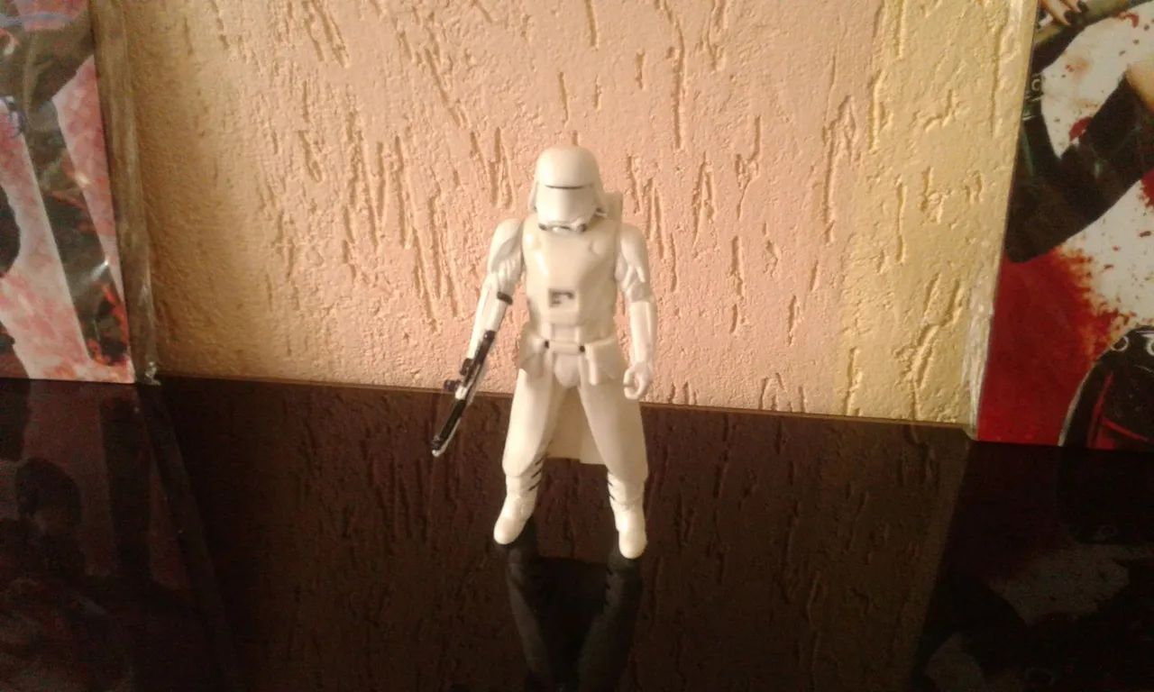 Boneco Star Wars Stormtrooper Miniatura Colecionável Geek  - Foto 2