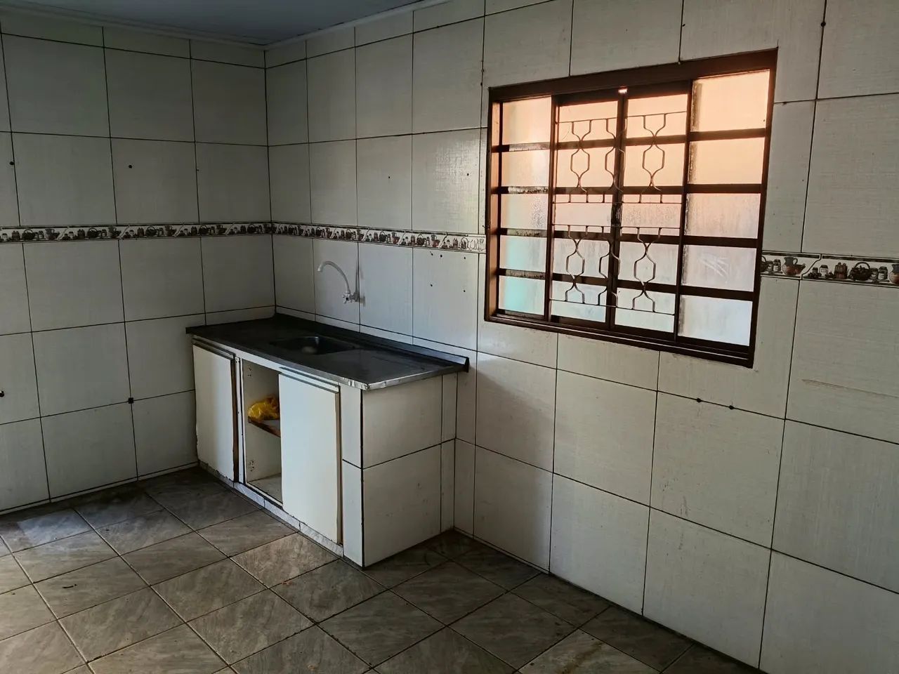 Barracão de 2 quartos uma suite