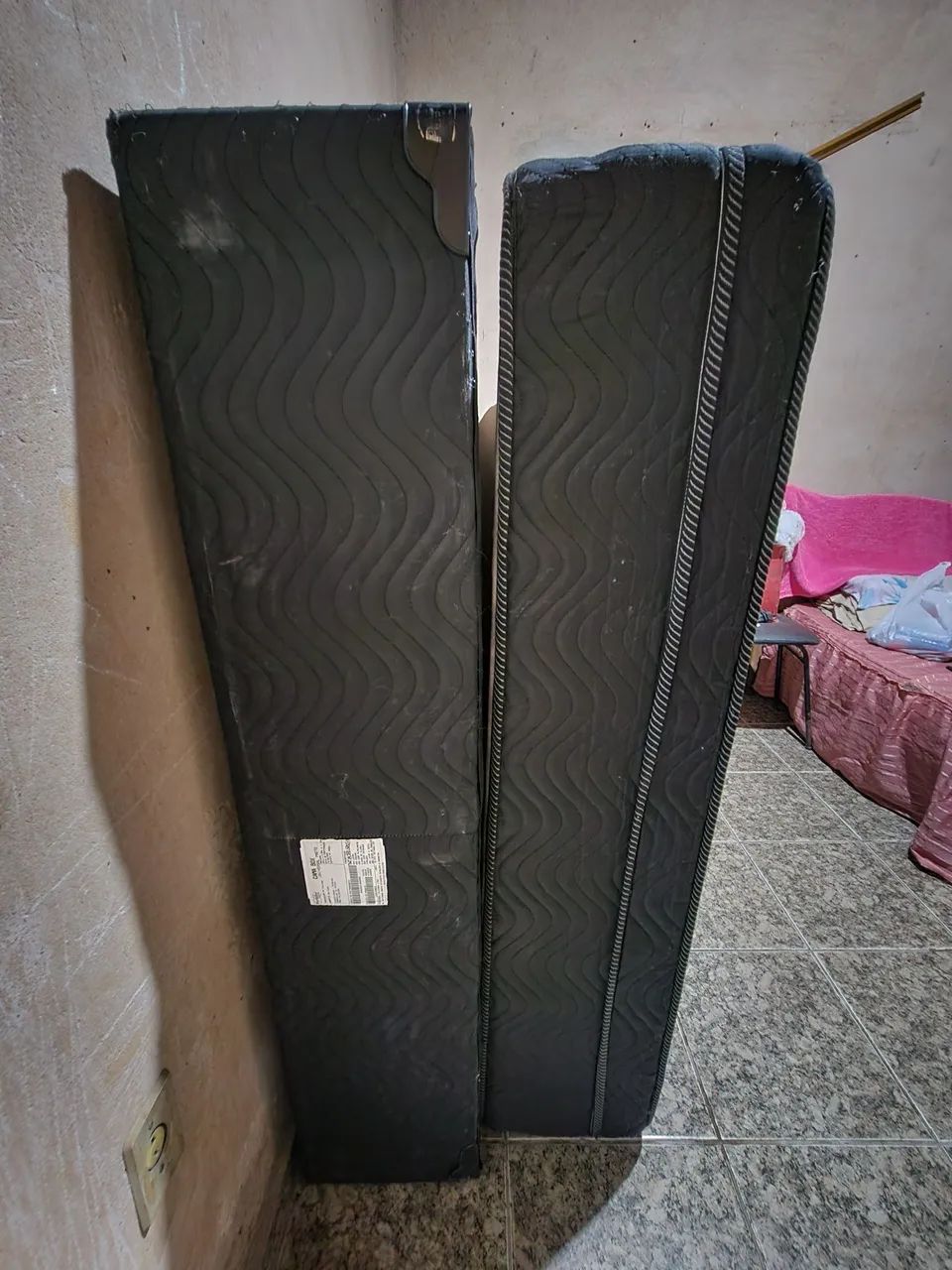 Cama box com colchão 