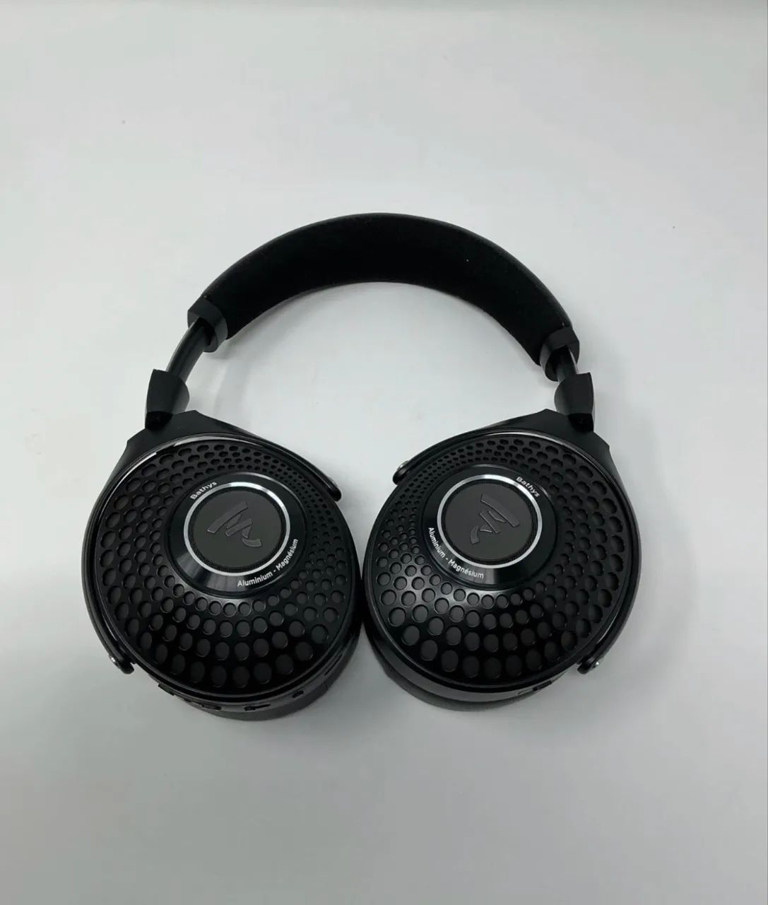 Fone Focal Bathys Hi-Fi ANC - Deep Black - Fones de Ouvido