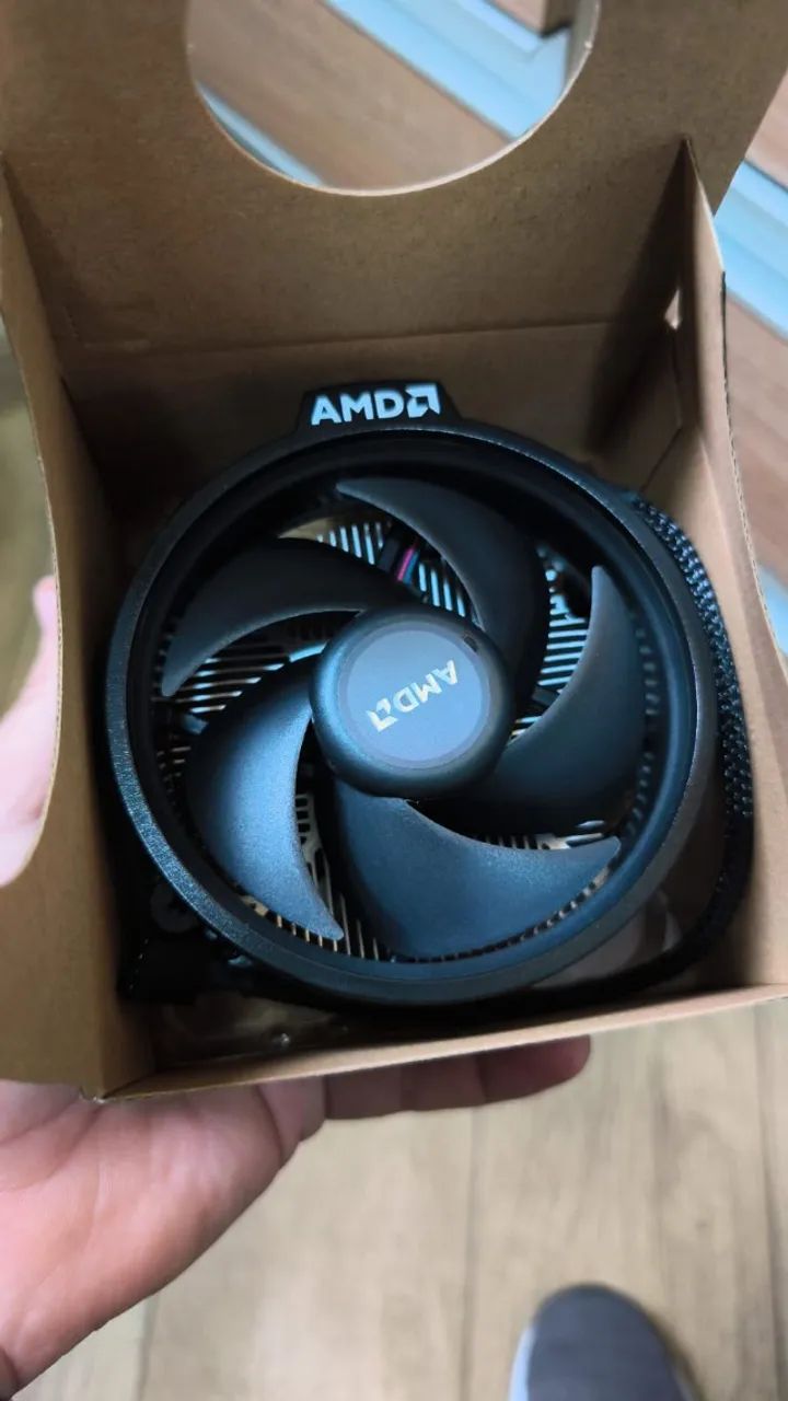 Cooler Fan AMD Wraith Stealth Socket AM4 - Nunca usado