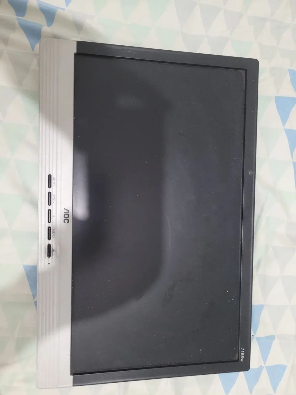 Monitor AOC 716Sw