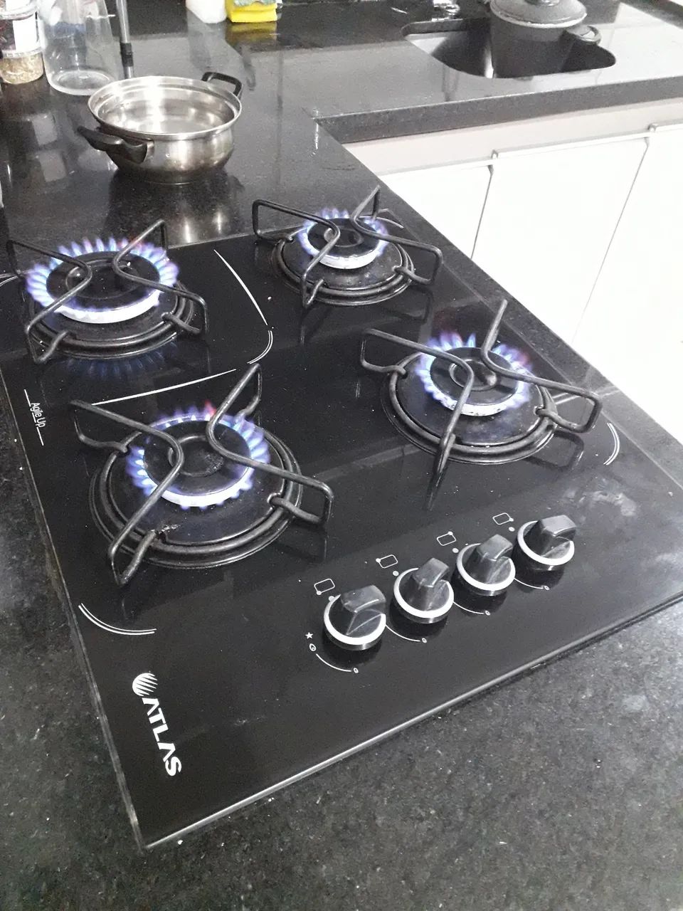 Atlas Cooktop