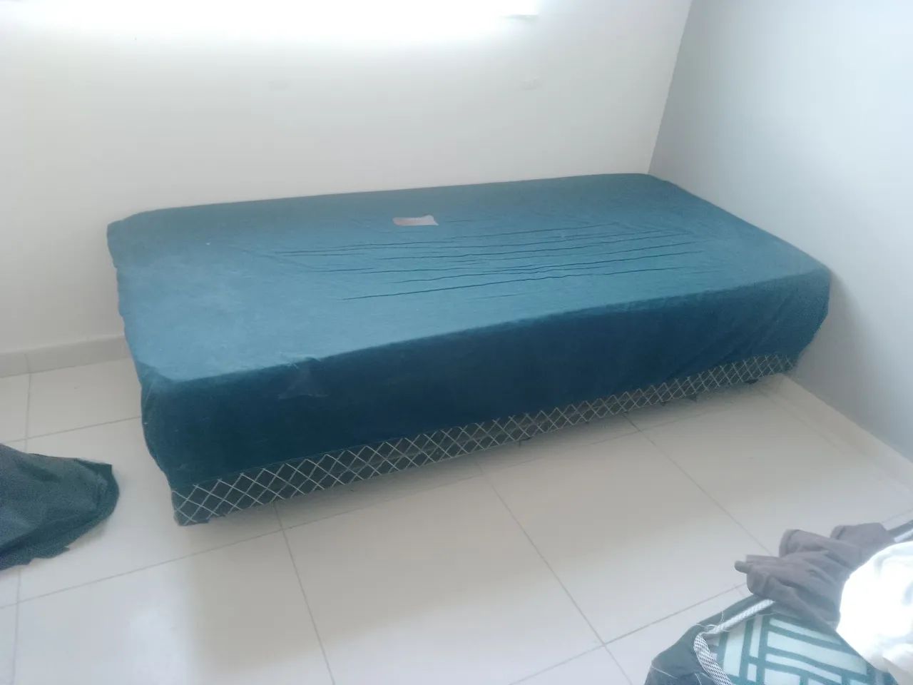 Cama de solteiro box